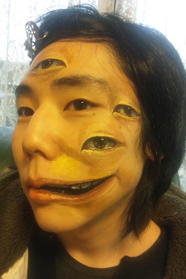 body art illusion surreal face painting
