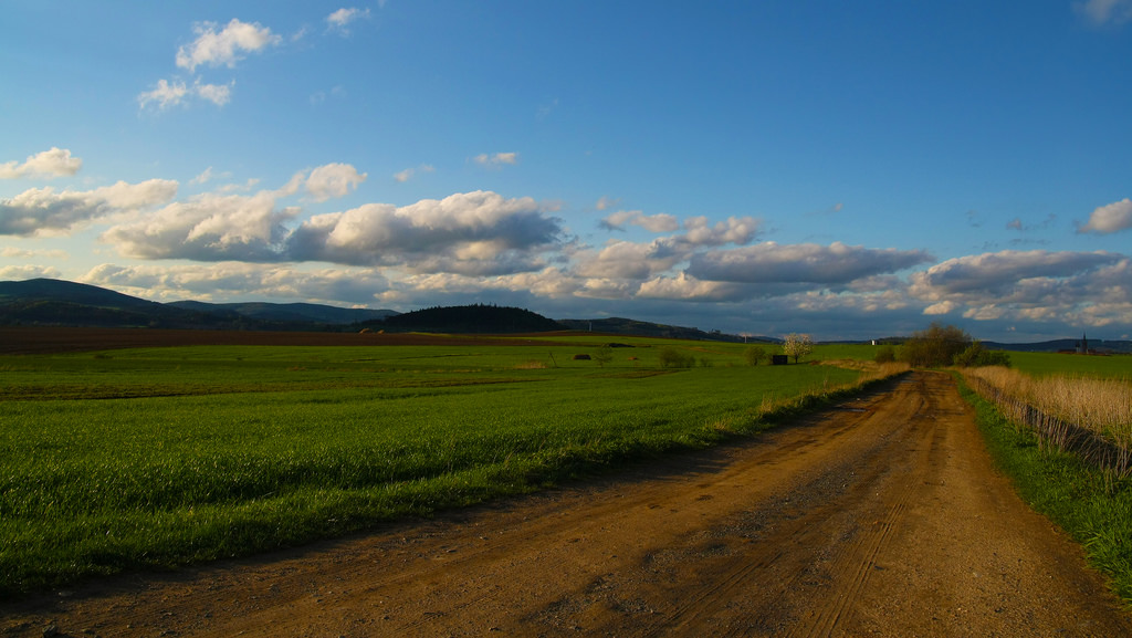 field landscape photography by rudolf vlcek