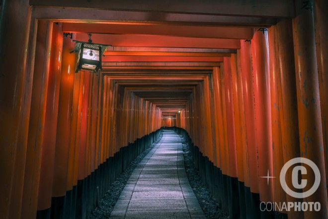 tunnel red photography