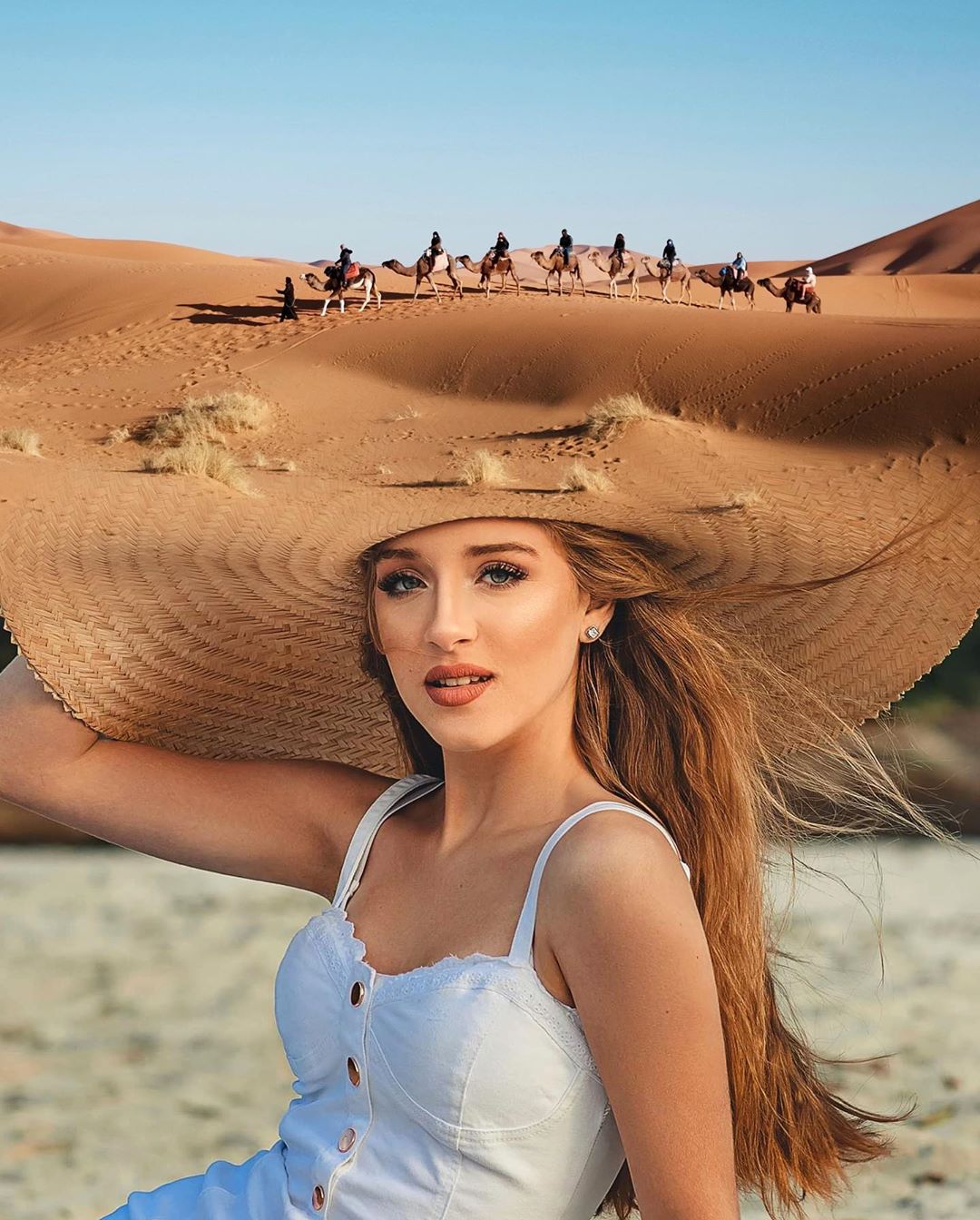 photo manipulation desert hat by justin peters