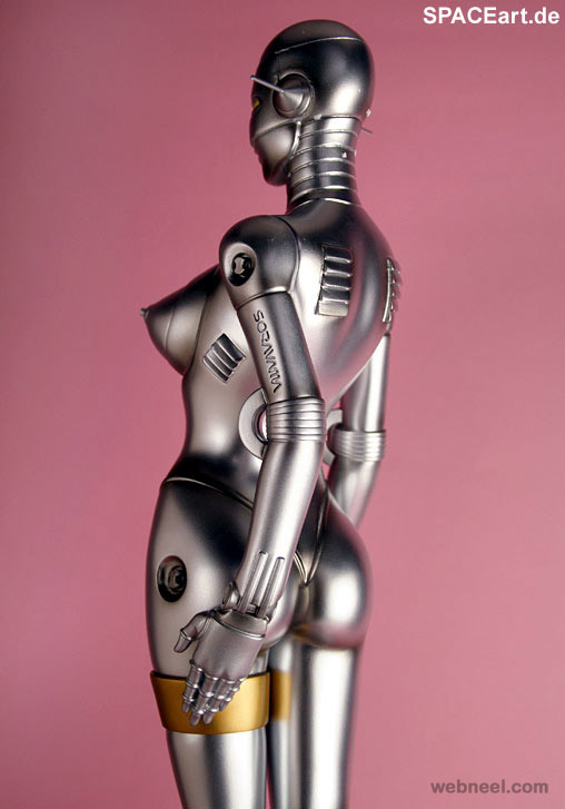robot paintings by hajime sorayama