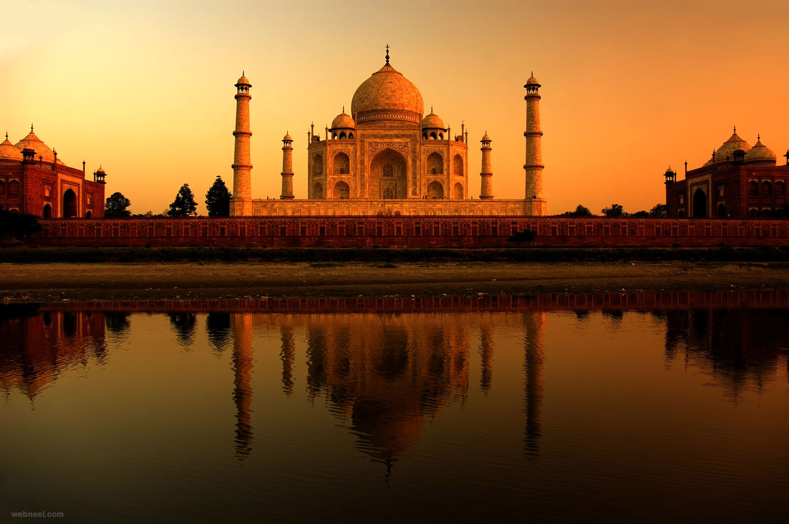 25 Beautiful Taj Mahal Photos - Most photographed building in the world