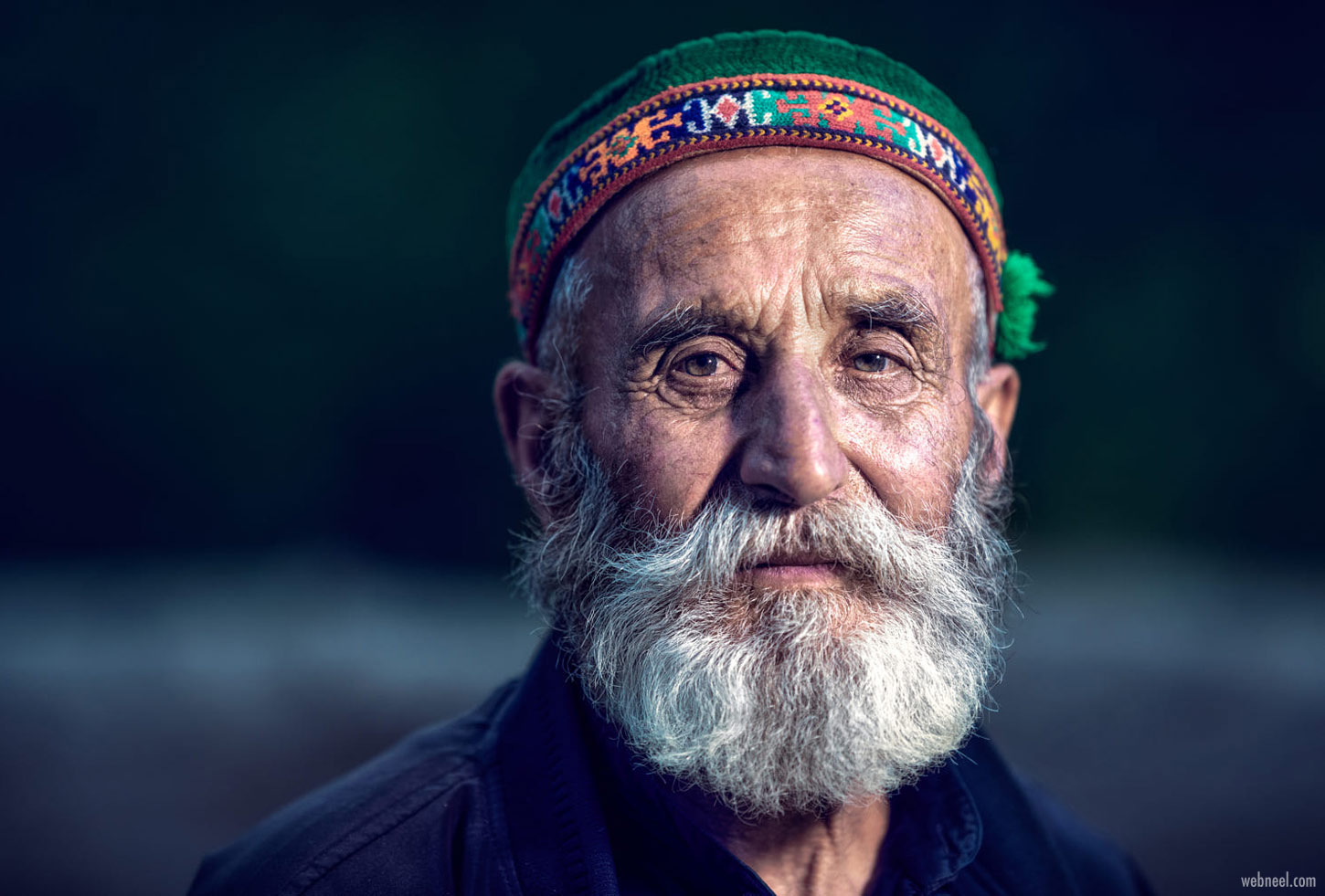 portrait photography old man by nissor abdourazakov