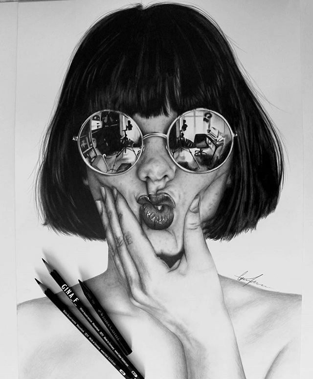Female Pencil Drawing Images : Drawing Charcoal Drawings Paper Origami ...