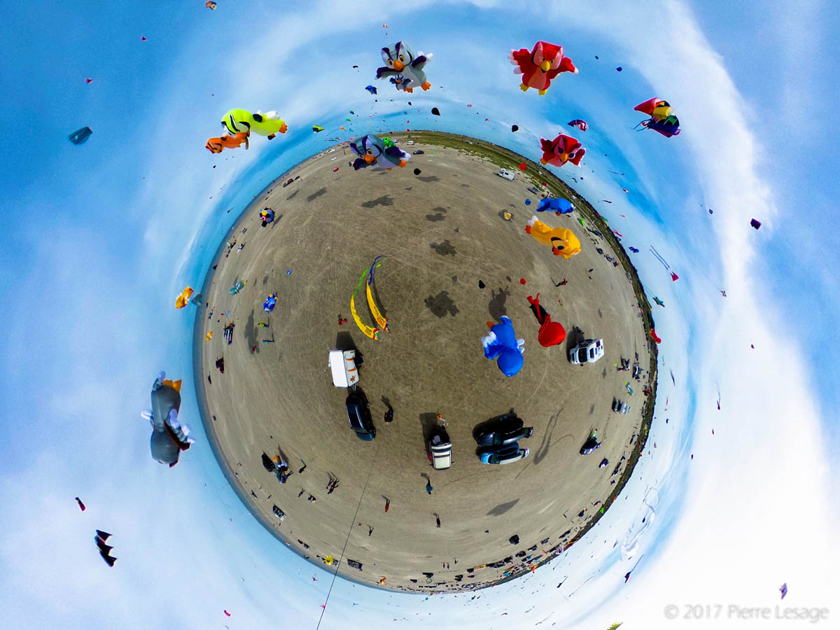 kites aerial photography by pierre lesage