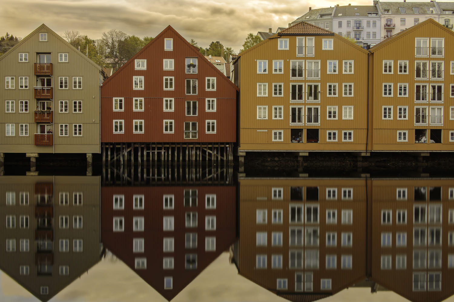 symmetry photography abstract water reflection by andreas skjelvik