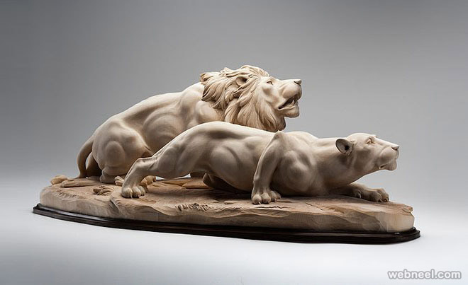 animal wooden sculpture