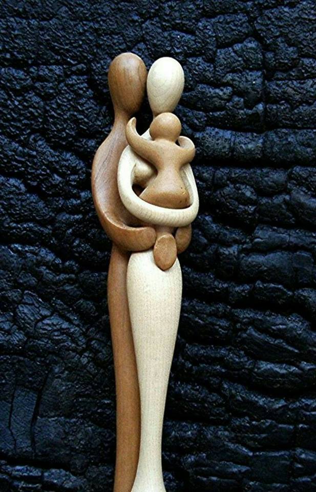 family wood sculpture idea