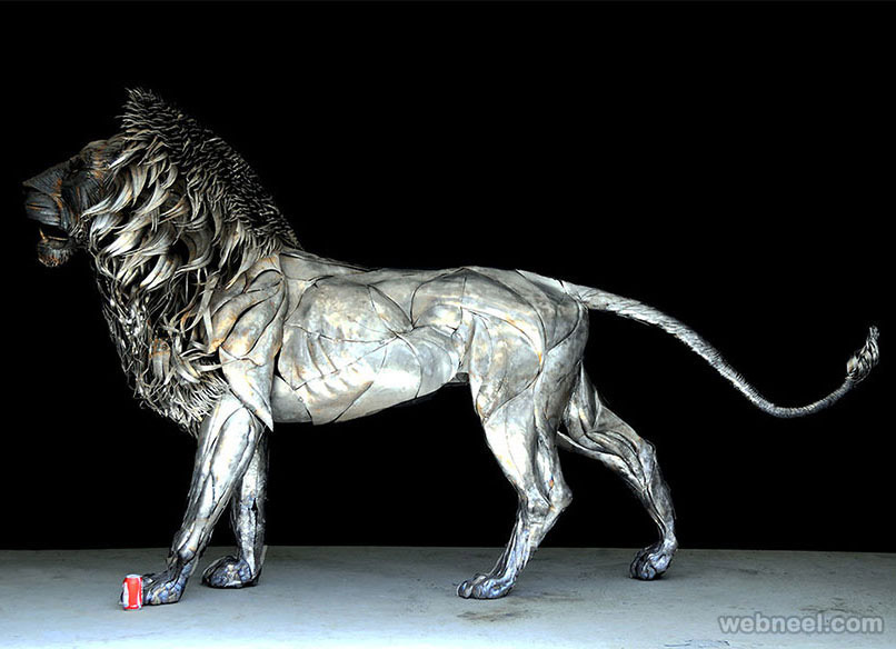 metal lion sculpture