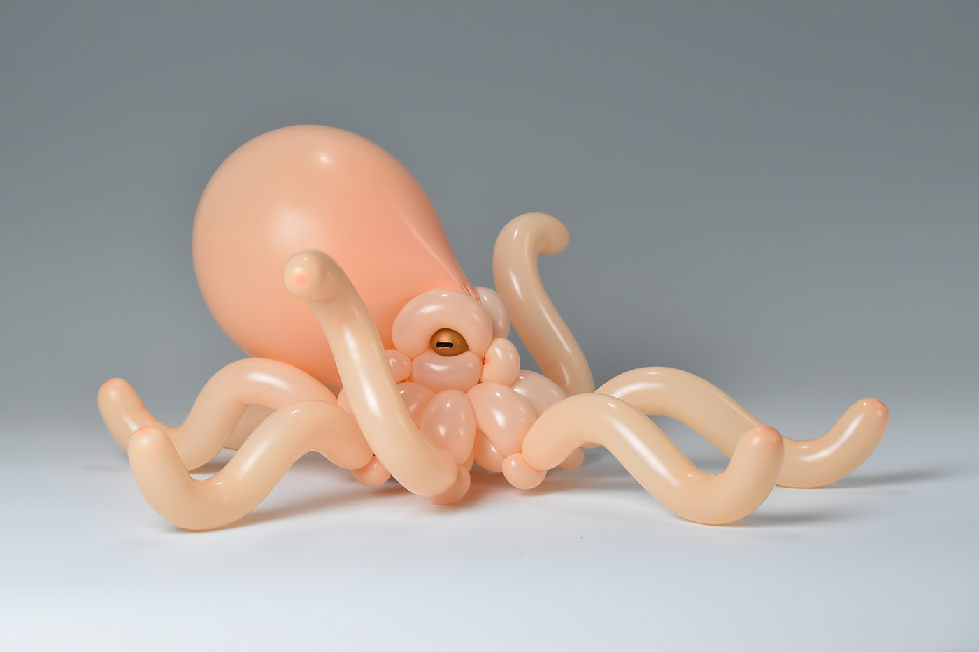 balloon sculptures octopus by masayoshi matsumoto