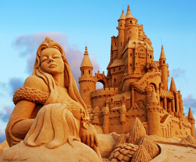 sand sculpture by ahermin