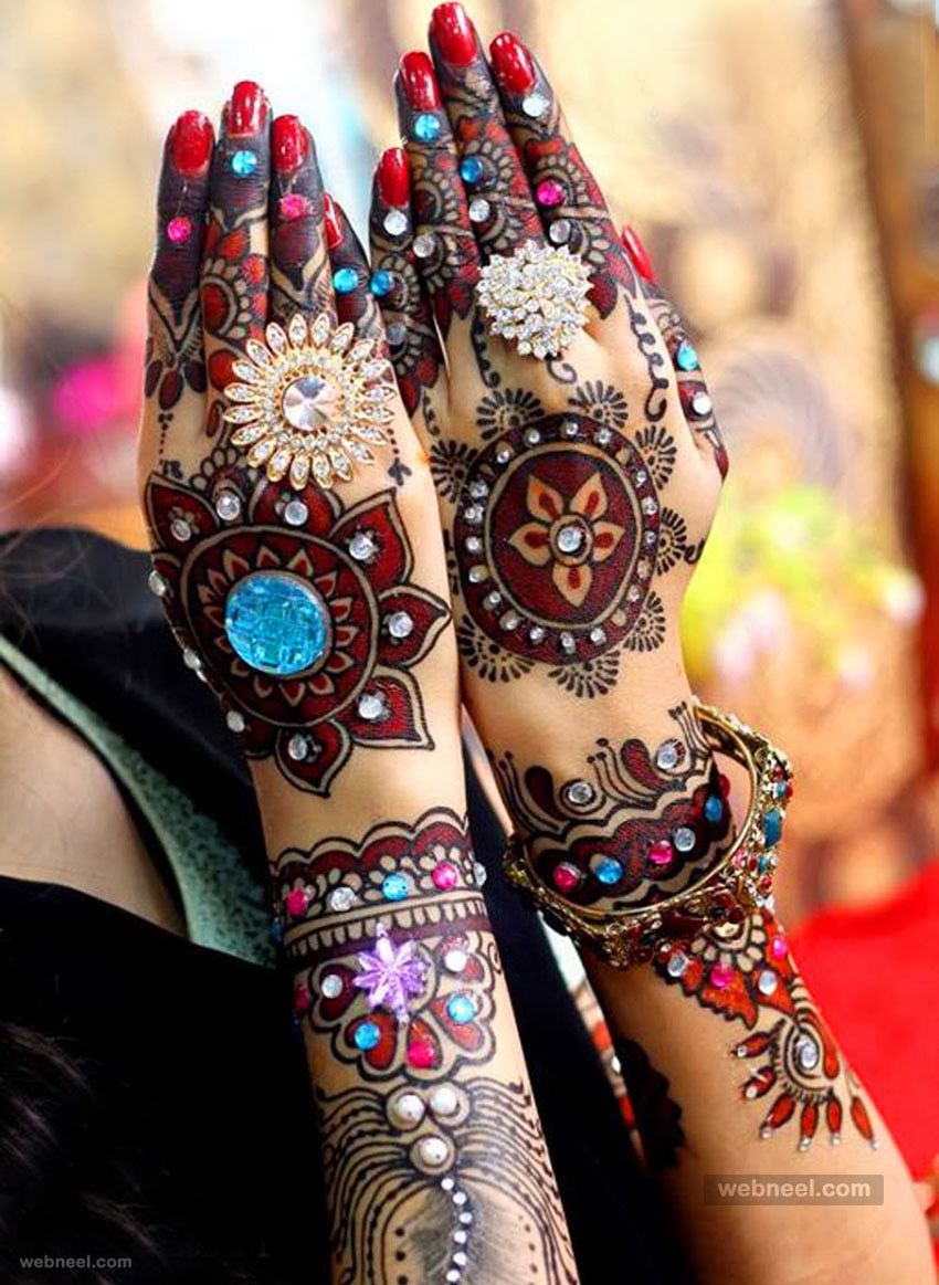 coloured bridal mehndi designs