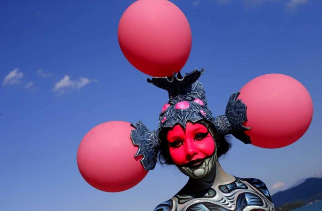 balloon world body painting festival poertschach
