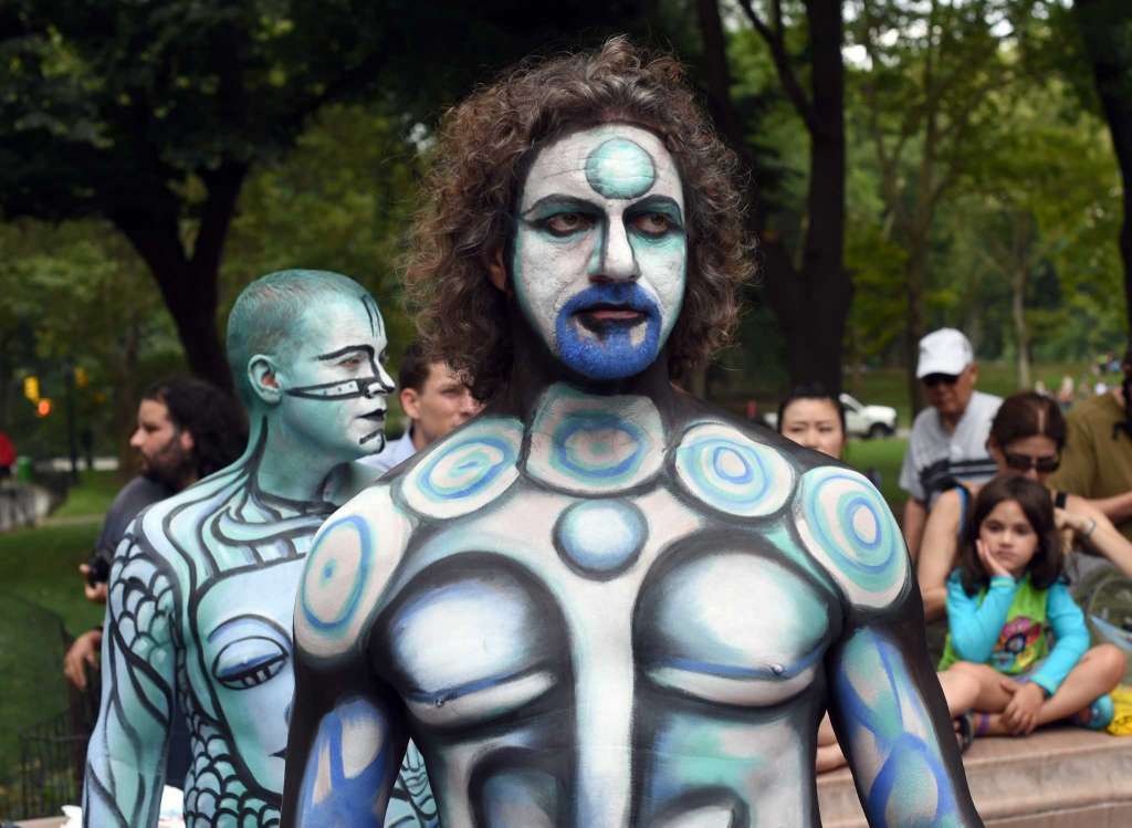 aliens world body painting festival poertschach
