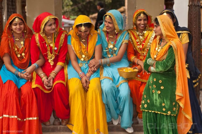 incredible india colorful women