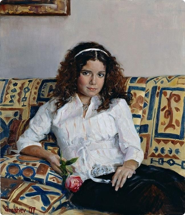 painting girl sitting