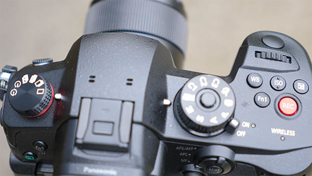 4 panasonic gh5s camera 1 