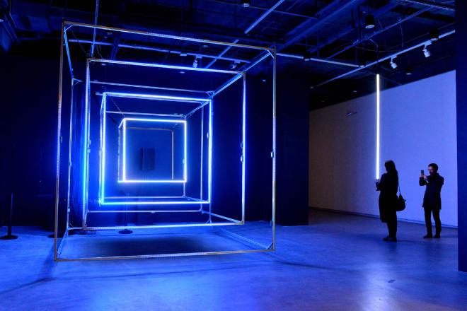 the unfettered interactive media sculpture