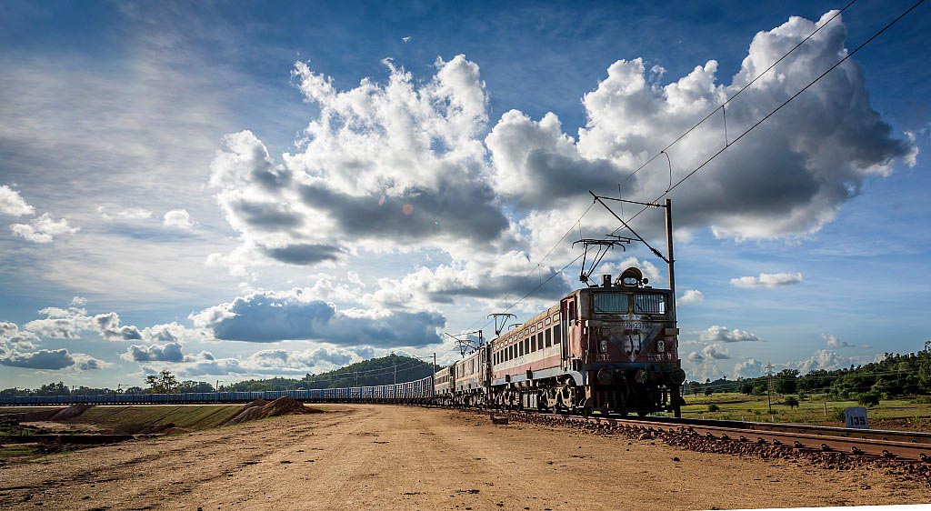 10 long way indian railways photography by mohammed anzar nabi