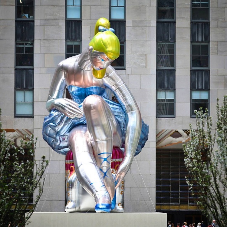 5 ballerina inflatable sculpture by jeff koons