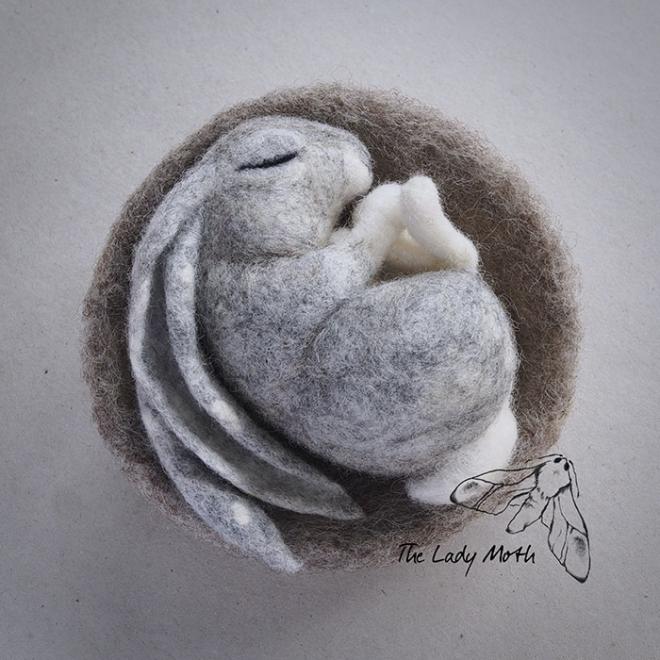 rabbit animal sculpture