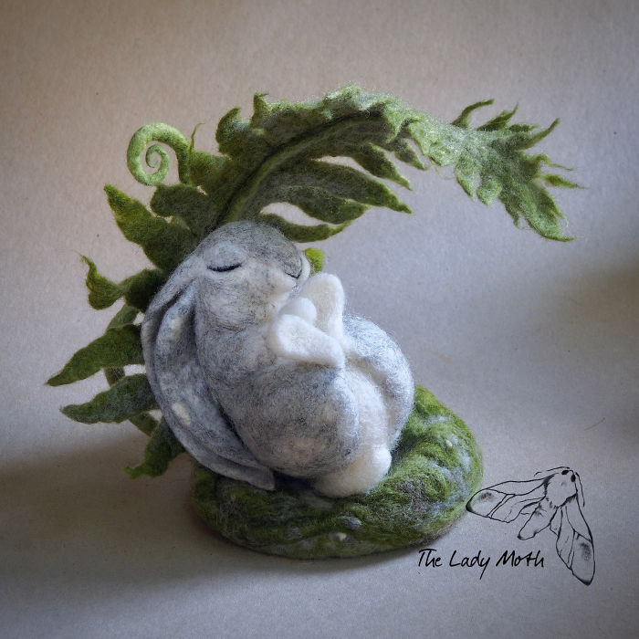 16 rabbit animal sculpture by zenia
