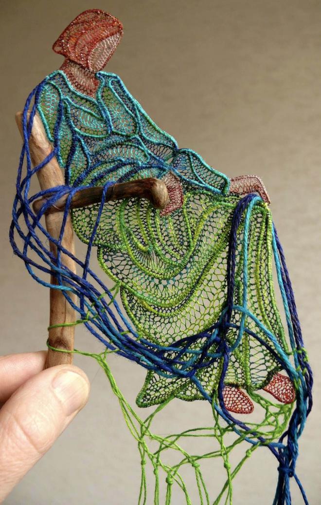 woman lace embroidert art
