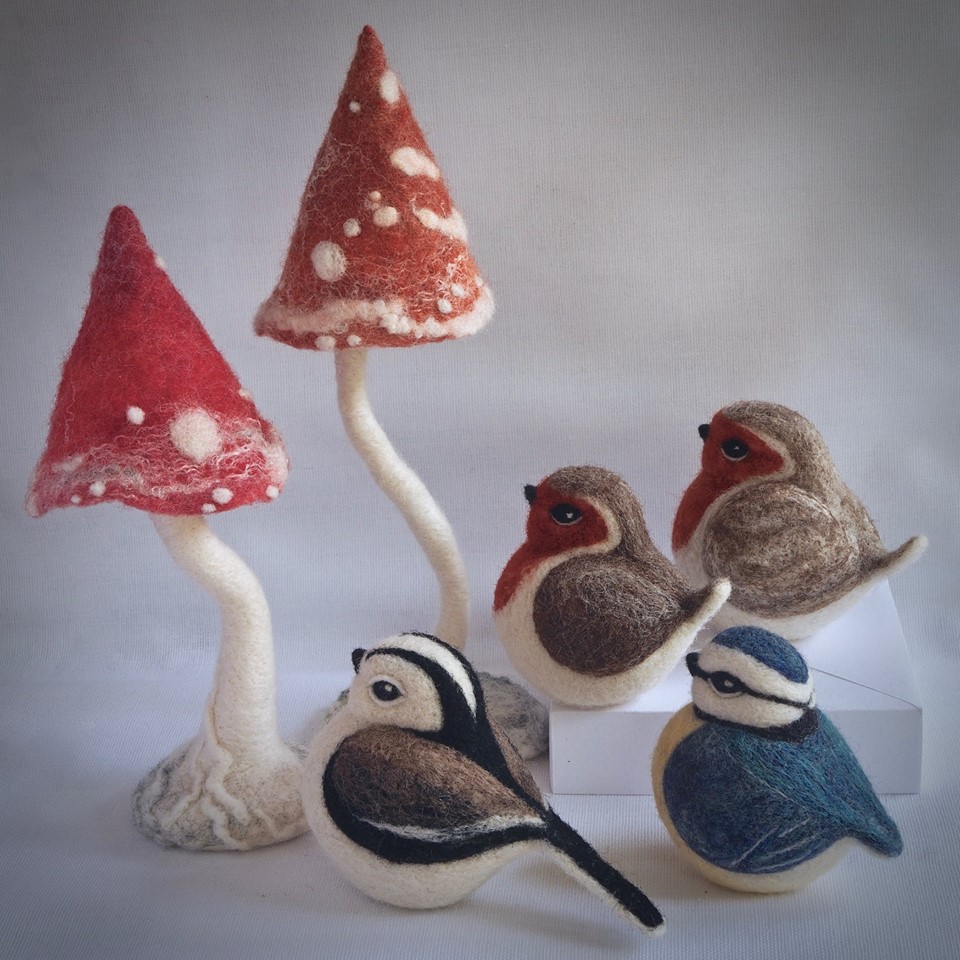 6 birds animal sculpture by zenia