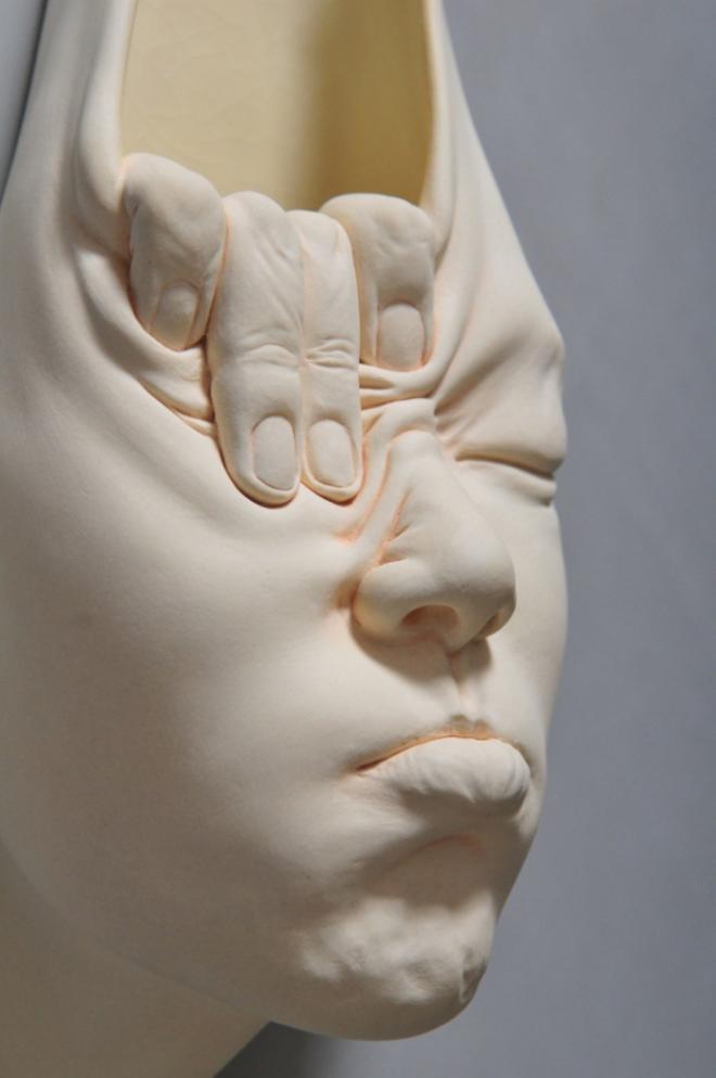 ceramic sculpture byjohnson tsang