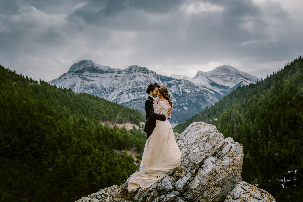 3 mountain desitination wedding photography