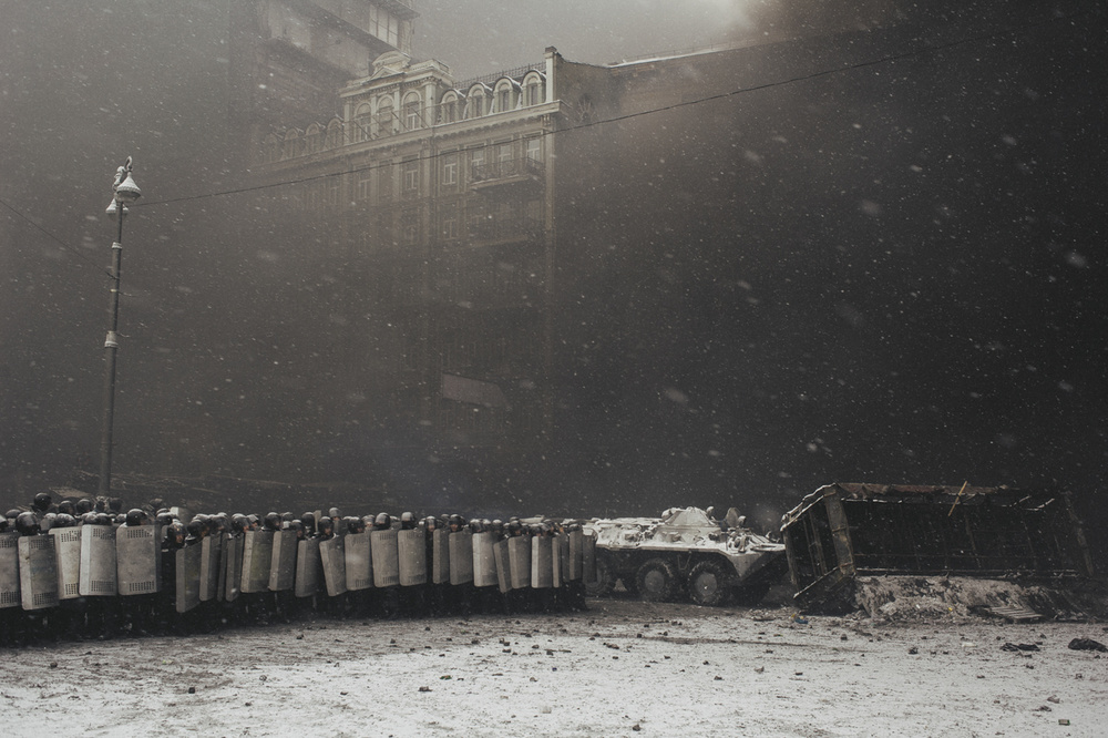 clashes exposure award winning photography maxim dondyuk